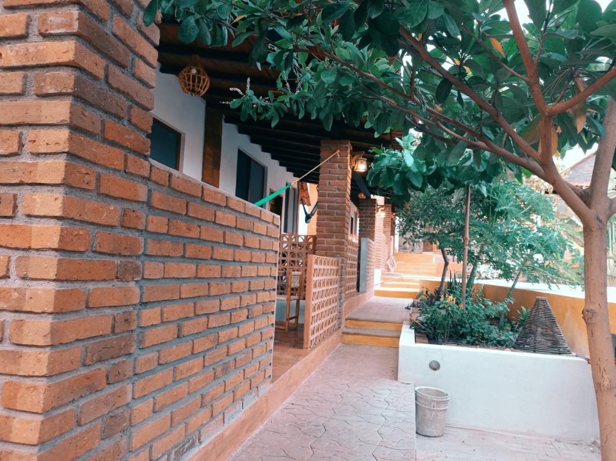 Bungalows Y Cabanas, Las Barracas De La Barra Malucano Eksteriør bilde